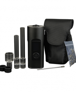 The Arizer Solo 2 vaporizer comes with a complete kit