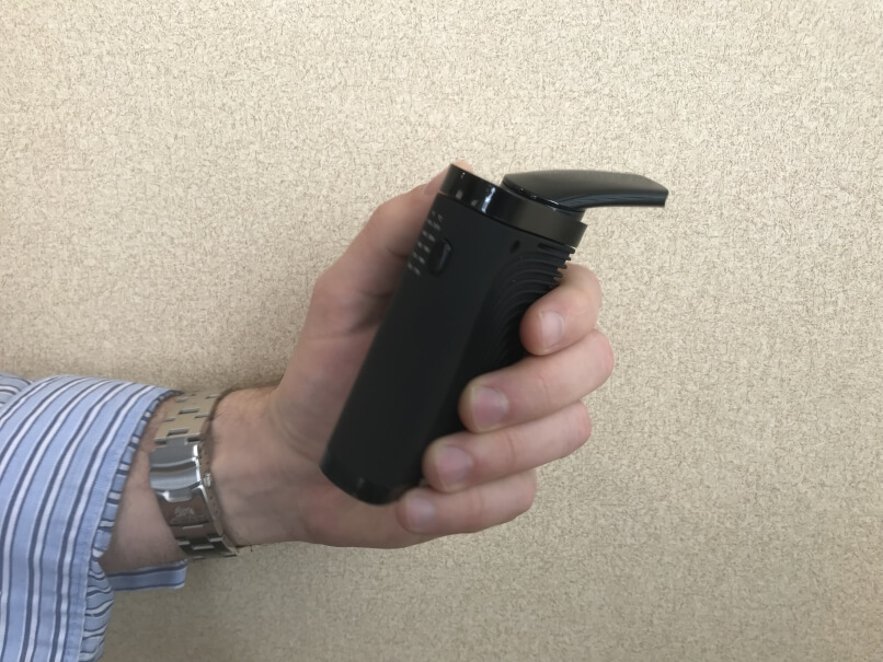 Holding the Boundless CF 3